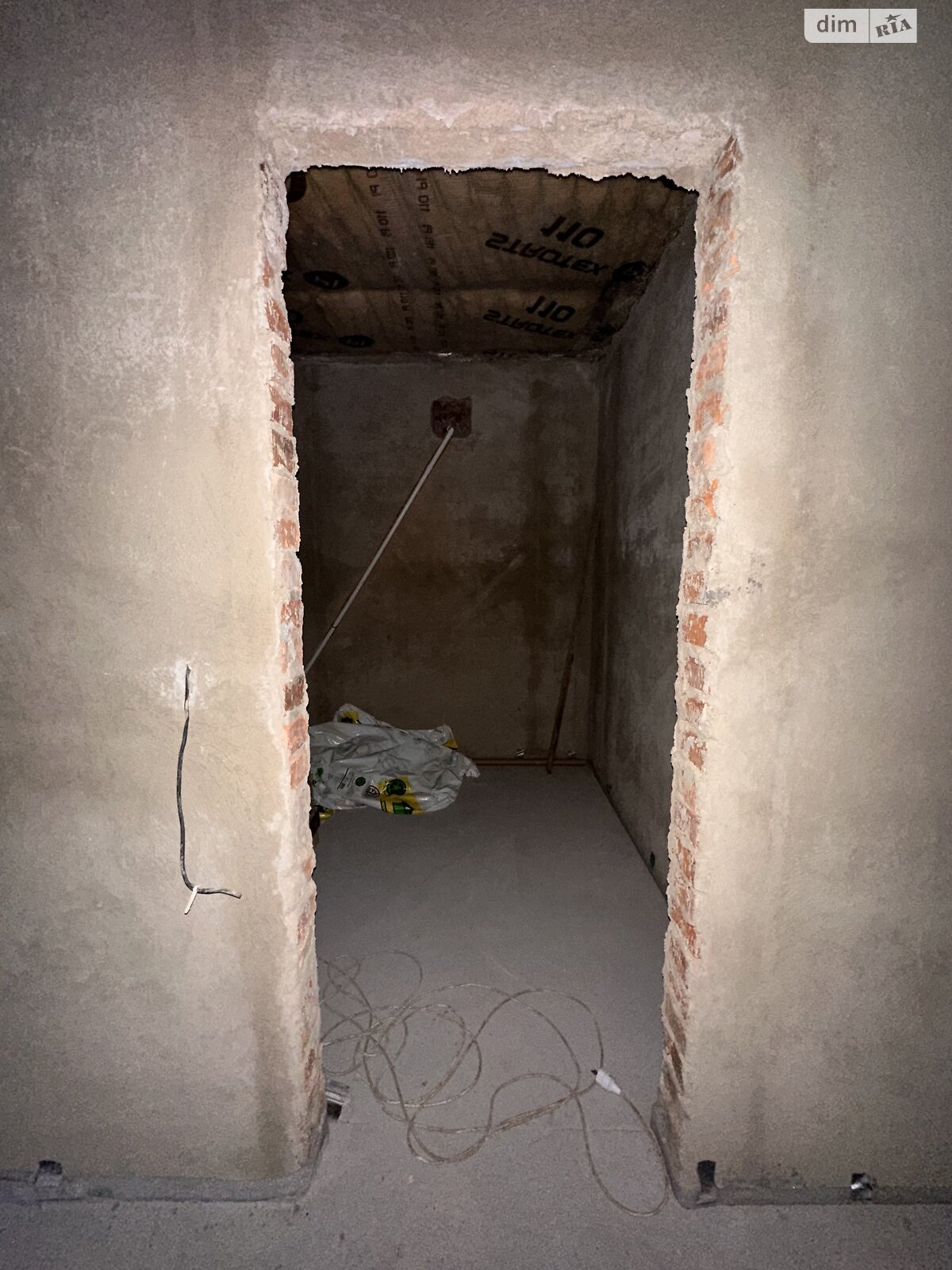 двухэтажный таунхаус, 120 кв. м, кирпич. Продажа в Зарванцах фото 1 двухэтажный таунхаус, 120 кв. м, кирпич. Продажа в Зарванцах фото 1