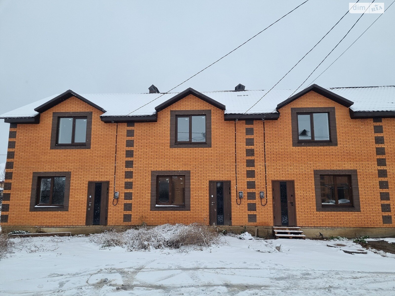 двоповерховий таунхаус, 95 кв. м, кирпич. Продаж у Зарванцях фото 1 двоповерховий таунхаус, 95 кв. м, кирпич. Продаж у Зарванцях фото 1