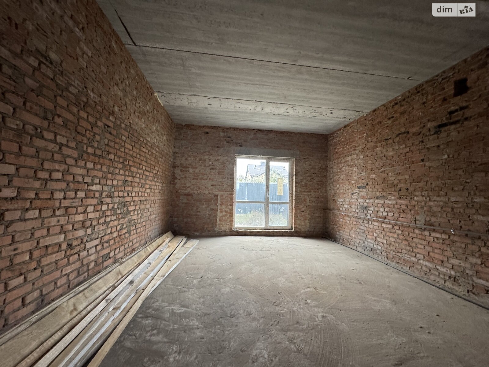 двухэтажный таунхаус, 115 кв. м, кирпич. Продажа в Зарванцах фото 1