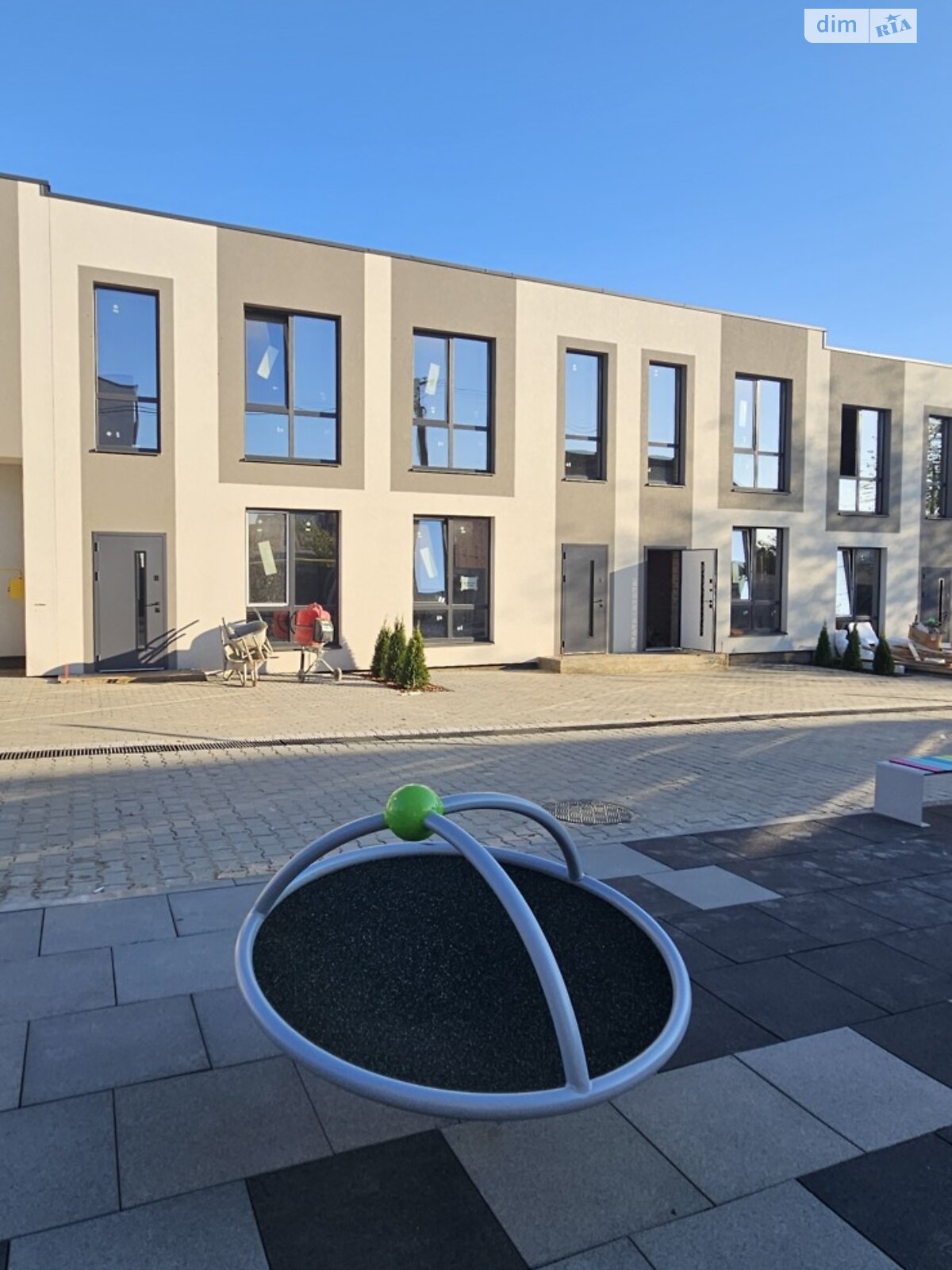 двухэтажный таунхаус, 115 кв. м, кирпич. Продажа в Зарванцах фото 1