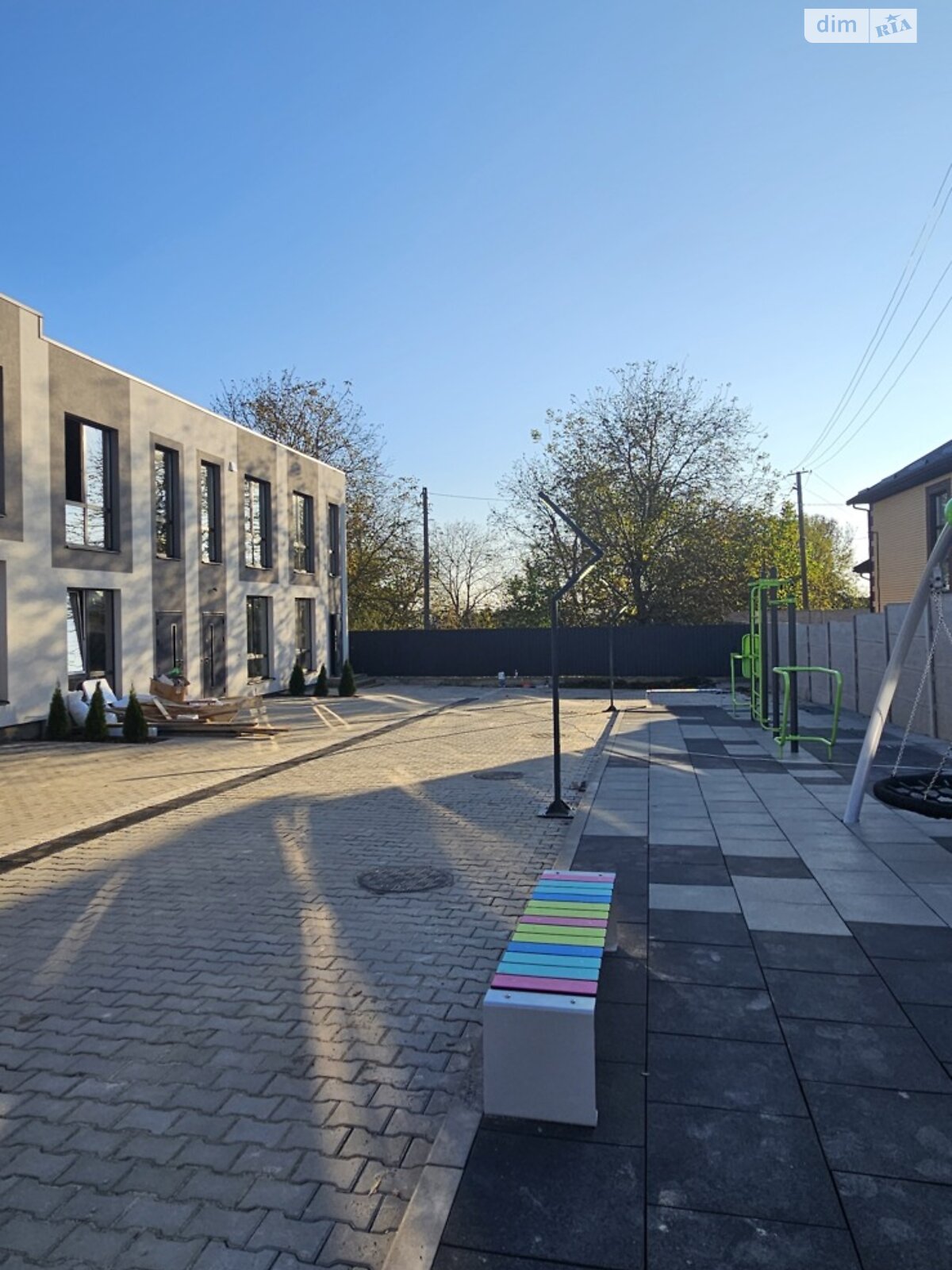 двухэтажный таунхаус, 115 кв. м, кирпич. Продажа в Зарванцах фото 1