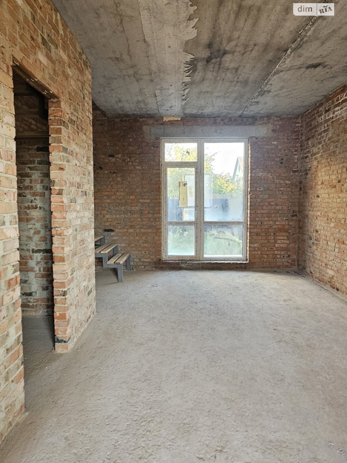 двухэтажный таунхаус, 115 кв. м, кирпич. Продажа в Зарванцах фото 1