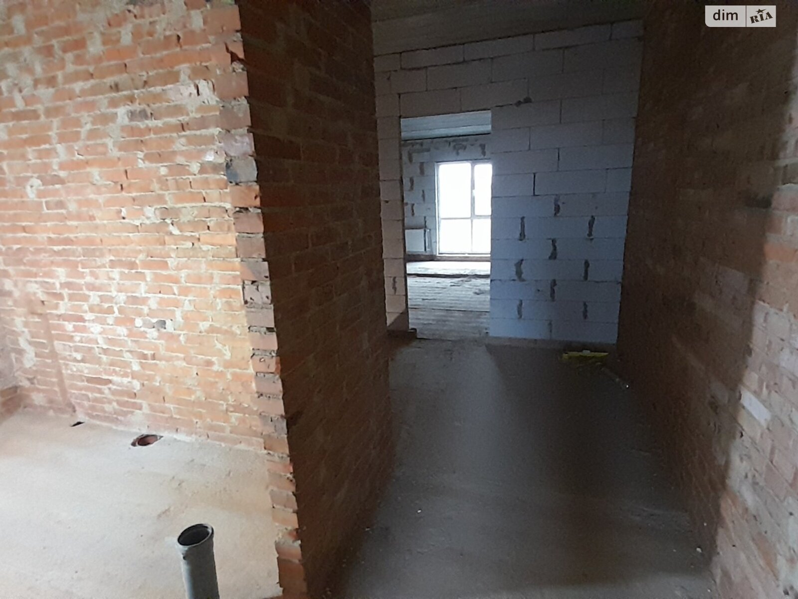 двухэтажный таунхаус, 115 кв. м, кирпич. Продажа в Зарванцах фото 1