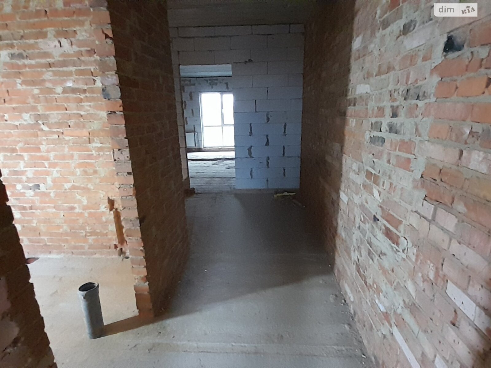 двухэтажный таунхаус, 115 кв. м, кирпич. Продажа в Зарванцах фото 1