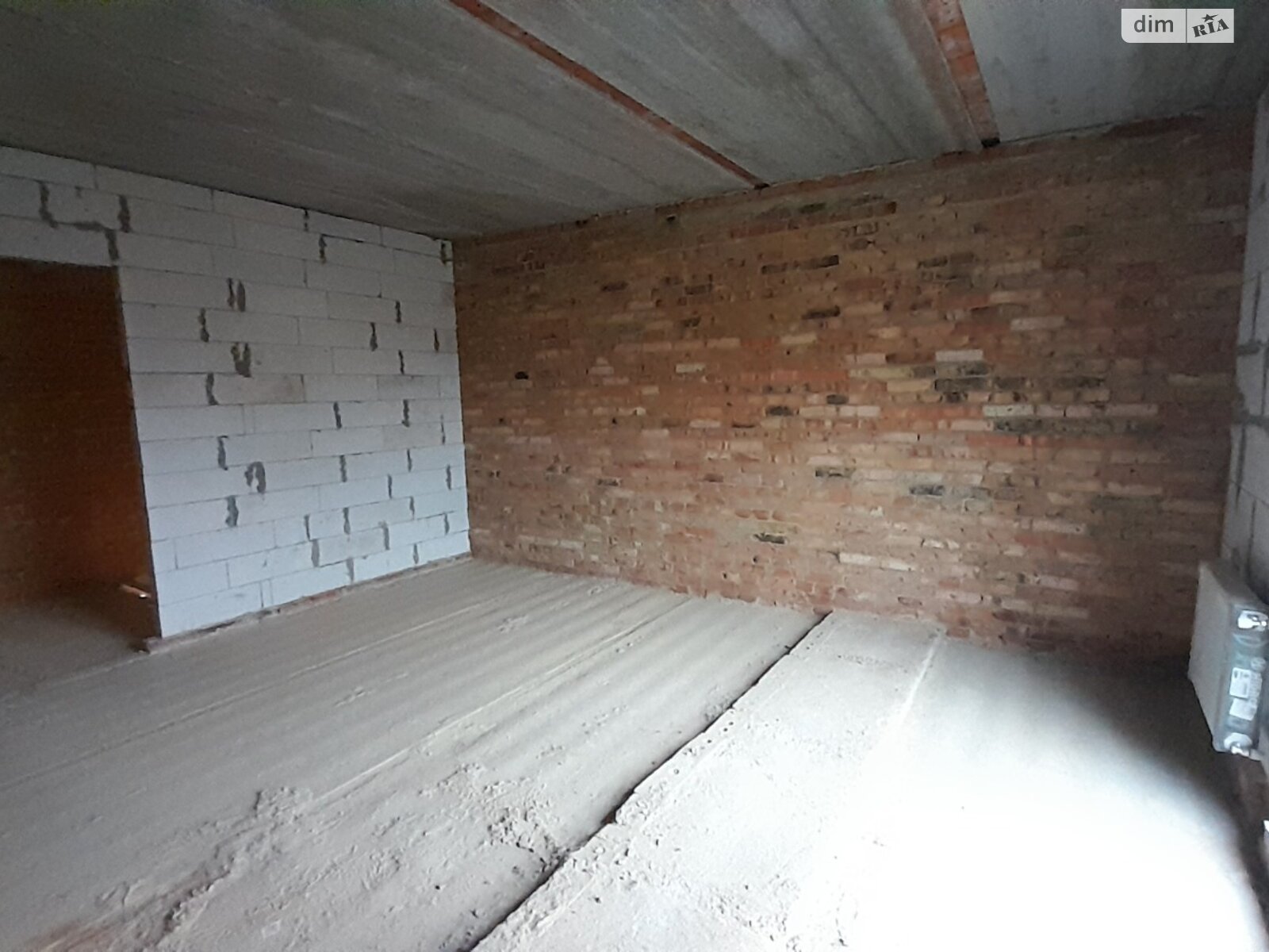 двухэтажный таунхаус, 115 кв. м, кирпич. Продажа в Зарванцах фото 1