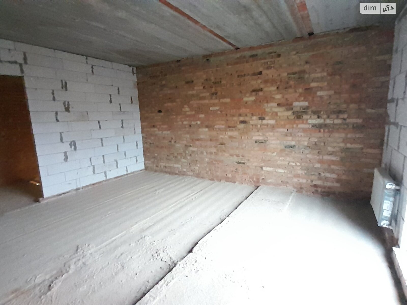 двухэтажный таунхаус, 115 кв. м, кирпич. Продажа в Зарванцах фото 1