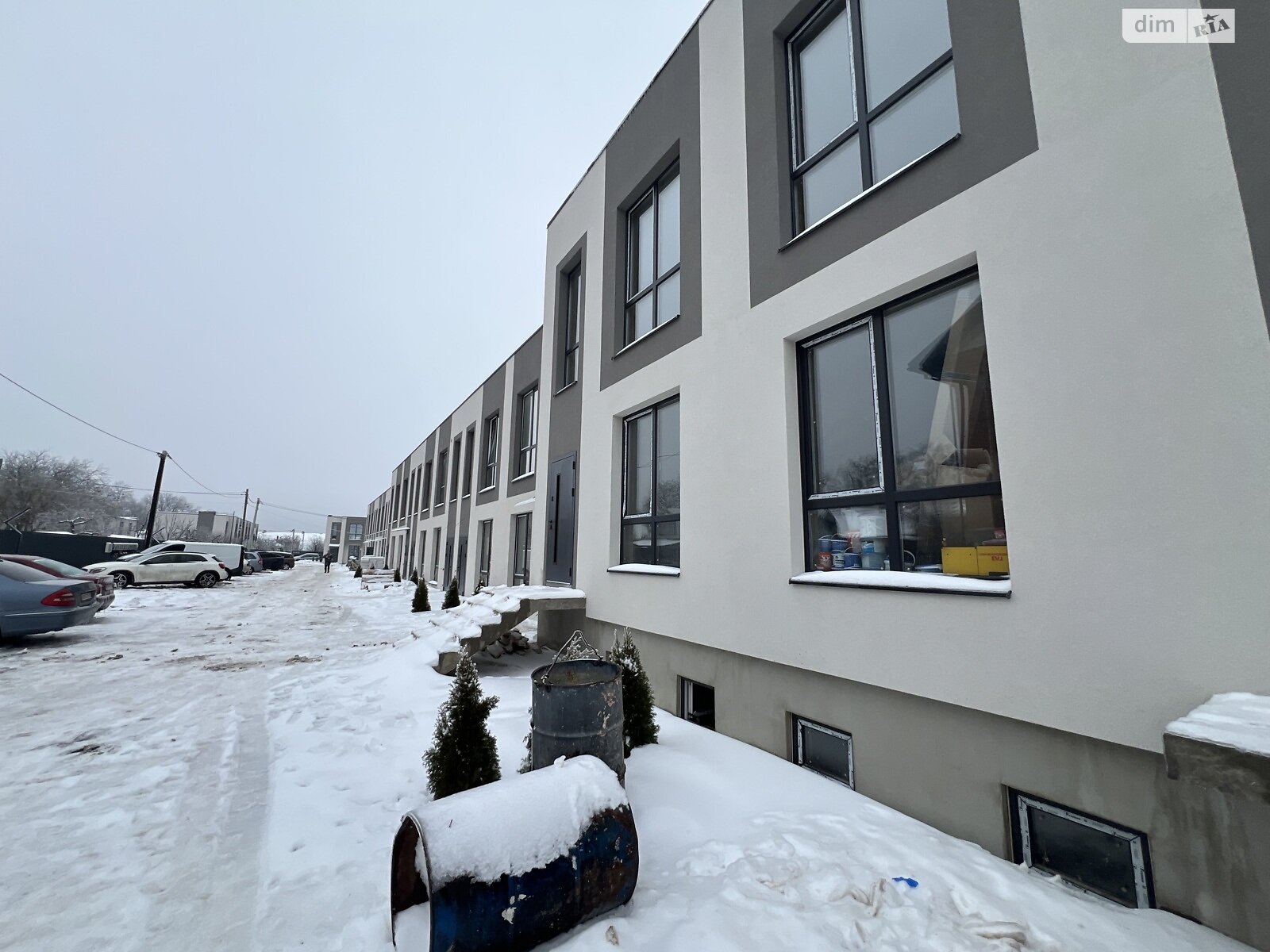 двухэтажный таунхаус, 130 кв. м, кирпич. Продажа в Зарванцах фото 1