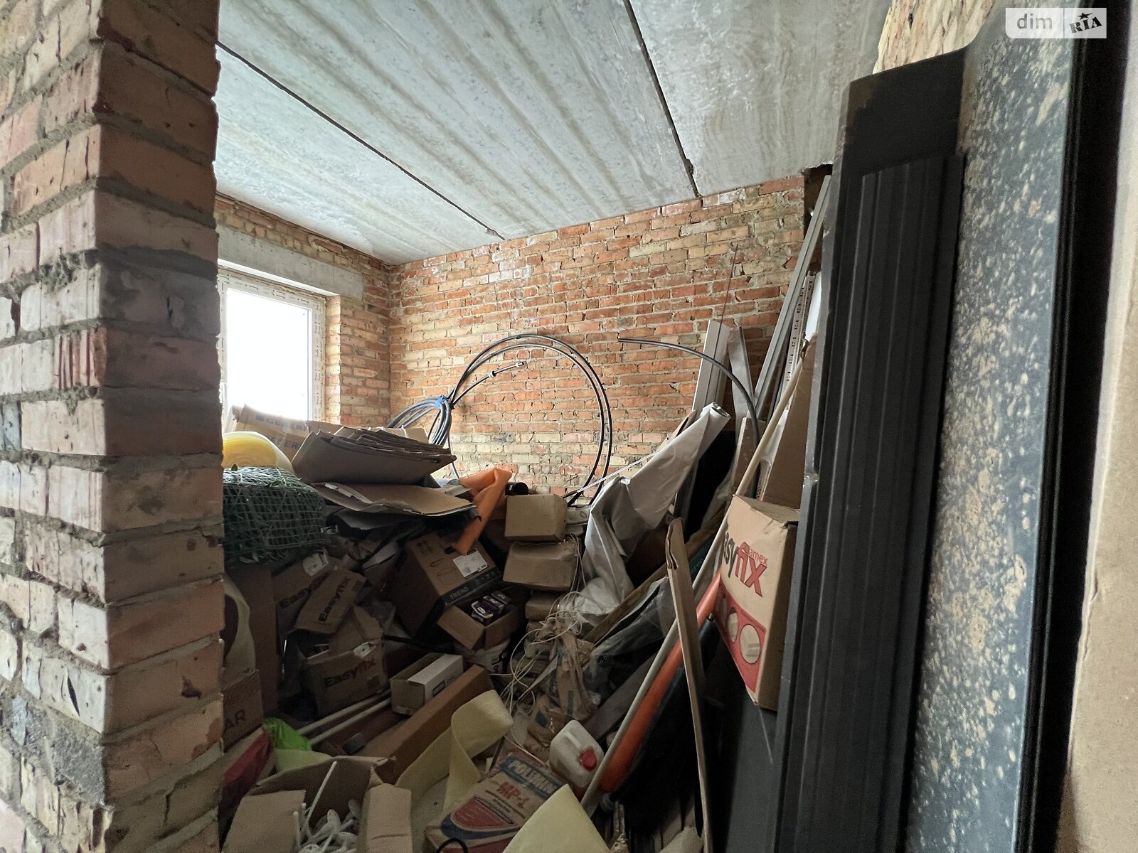 двухэтажный таунхаус, 130 кв. м, кирпич. Продажа в Зарванцах фото 1