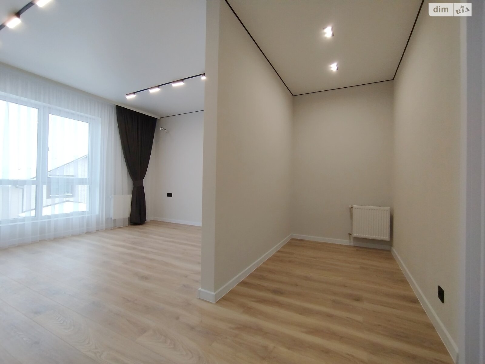 двухэтажный таунхаус, 116 кв. м, кирпич. Продажа в Зарванцах фото 1