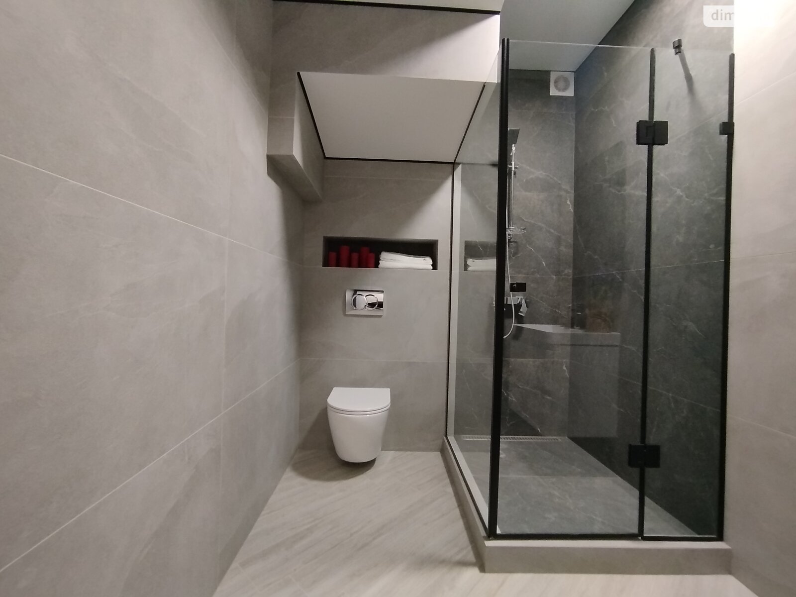 двухэтажный таунхаус, 116 кв. м, кирпич. Продажа в Зарванцах фото 1