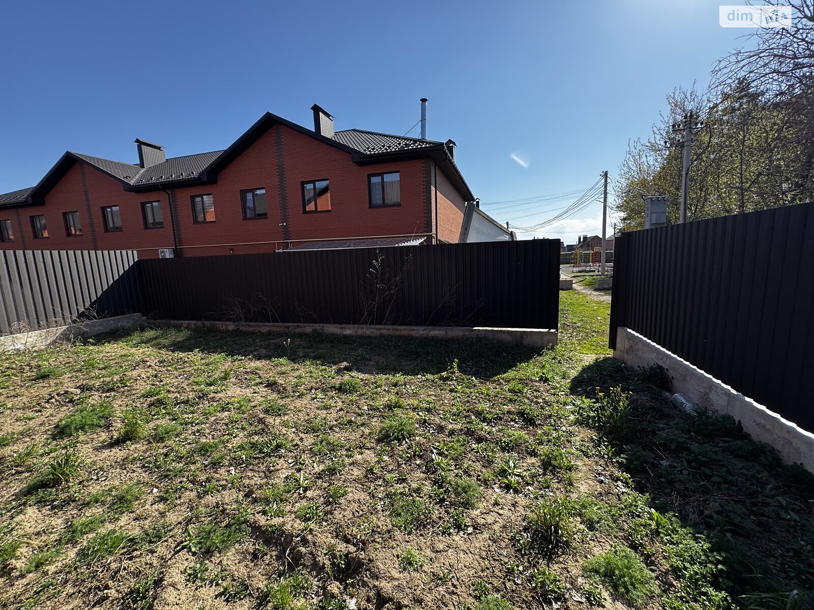 двухэтажный таунхаус, 136.5 кв. м, кирпич. Продажа в Зарванцах фото 1 двухэтажный таунхаус, 136.5 кв. м, кирпич. Продажа в Зарванцах фото 1
