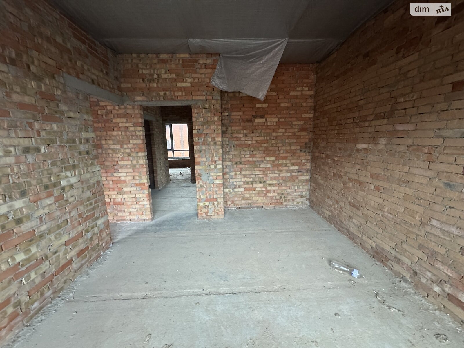 двухэтажный таунхаус, 137 кв. м, кирпич. Продажа в Зарванцах фото 1 двухэтажный таунхаус, 137 кв. м, кирпич. Продажа в Зарванцах фото 1