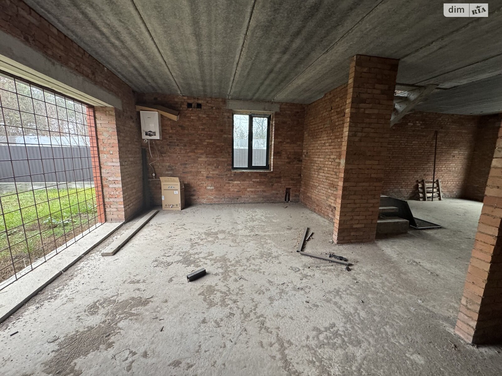 двухэтажный таунхаус, 137 кв. м, кирпич. Продажа в Зарванцах фото 1 двухэтажный таунхаус, 137 кв. м, кирпич. Продажа в Зарванцах фото 1