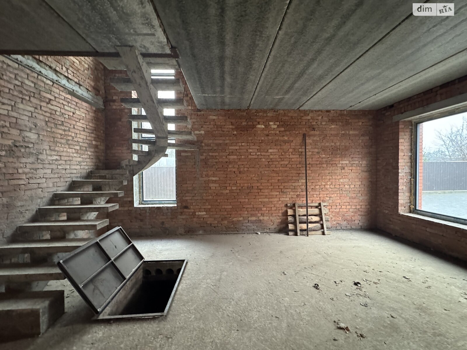 двухэтажный таунхаус, 137 кв. м, кирпич. Продажа в Зарванцах фото 1 двухэтажный таунхаус, 137 кв. м, кирпич. Продажа в Зарванцах фото 1