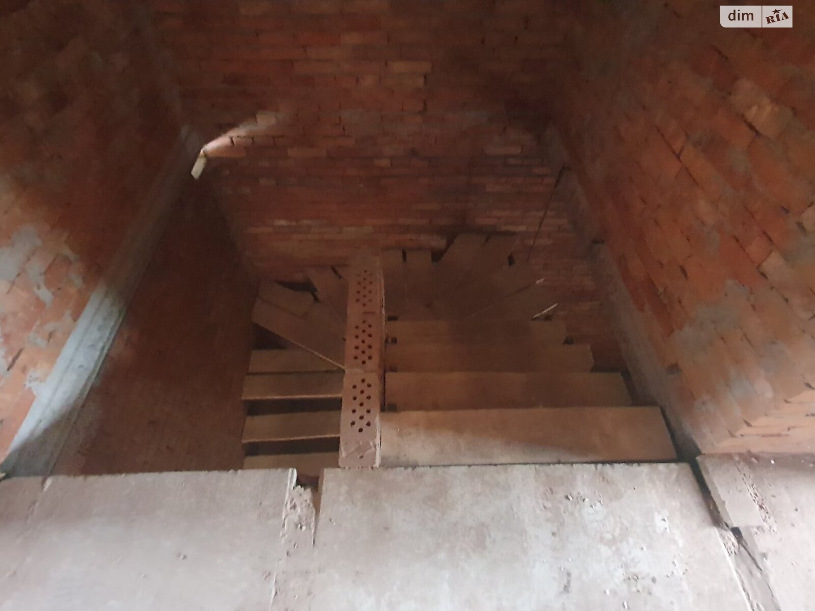 двухэтажный таунхаус, 145 кв. м, кирпич. Продажа в Зарванцах фото 1