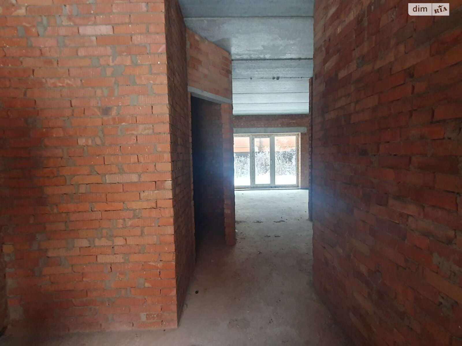 двухэтажный таунхаус, 145 кв. м, кирпич. Продажа в Зарванцах фото 1