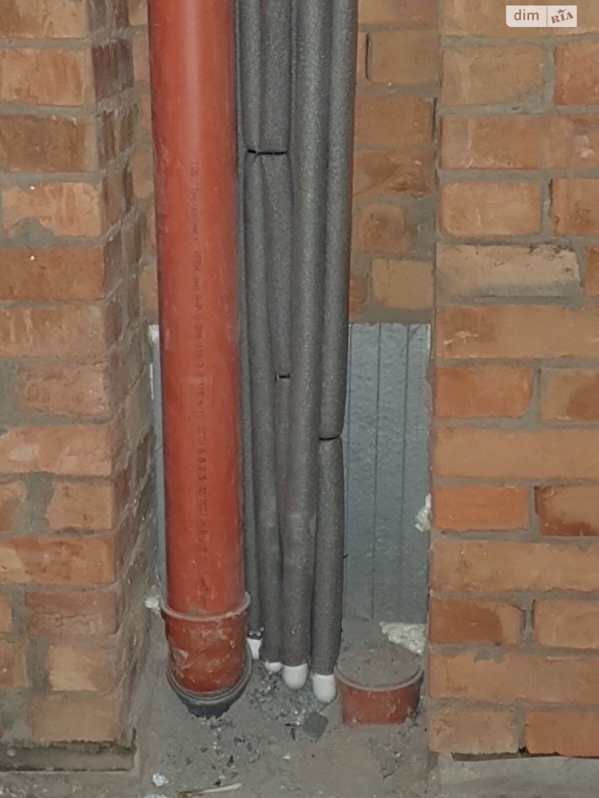 двухэтажный таунхаус, 145 кв. м, кирпич. Продажа в Зарванцах фото 1