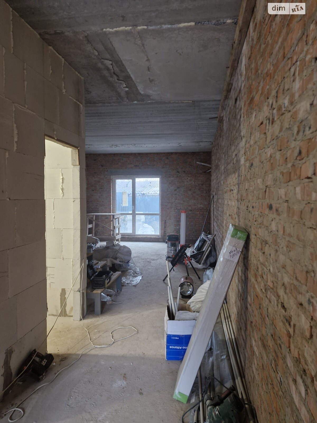 двухэтажный таунхаус, 115 кв. м, кирпич. Продажа в Зарванцах фото 1