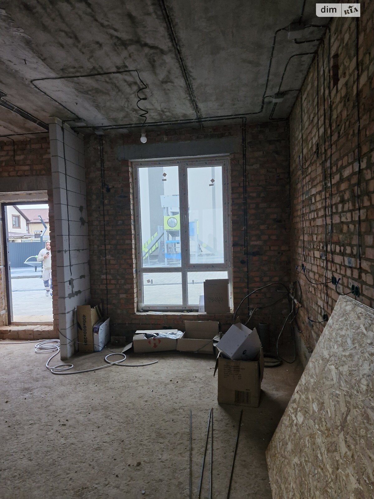 двухэтажный таунхаус, 115 кв. м, кирпич. Продажа в Зарванцах фото 1