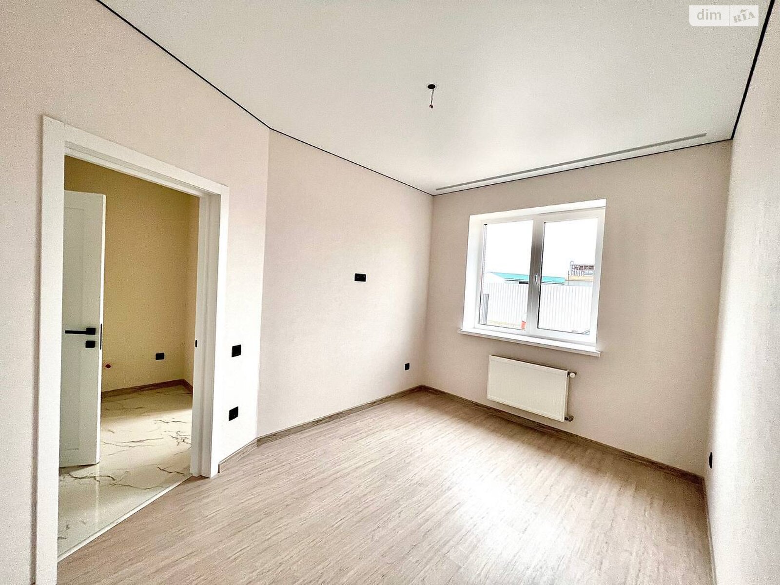 триповерховий таунхаус, 105 кв. м, кирпич. Продаж у Зарванцях фото 1 триповерховий таунхаус, 105 кв. м, кирпич. Продаж у Зарванцях фото 1