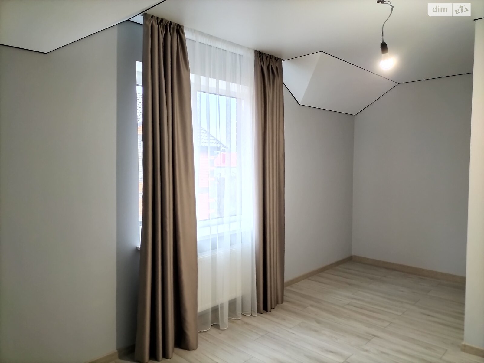 двухэтажный таунхаус, 90 кв. м, кирпич. Продажа в Зарванцах фото 1 двухэтажный таунхаус, 90 кв. м, кирпич. Продажа в Зарванцах фото 1