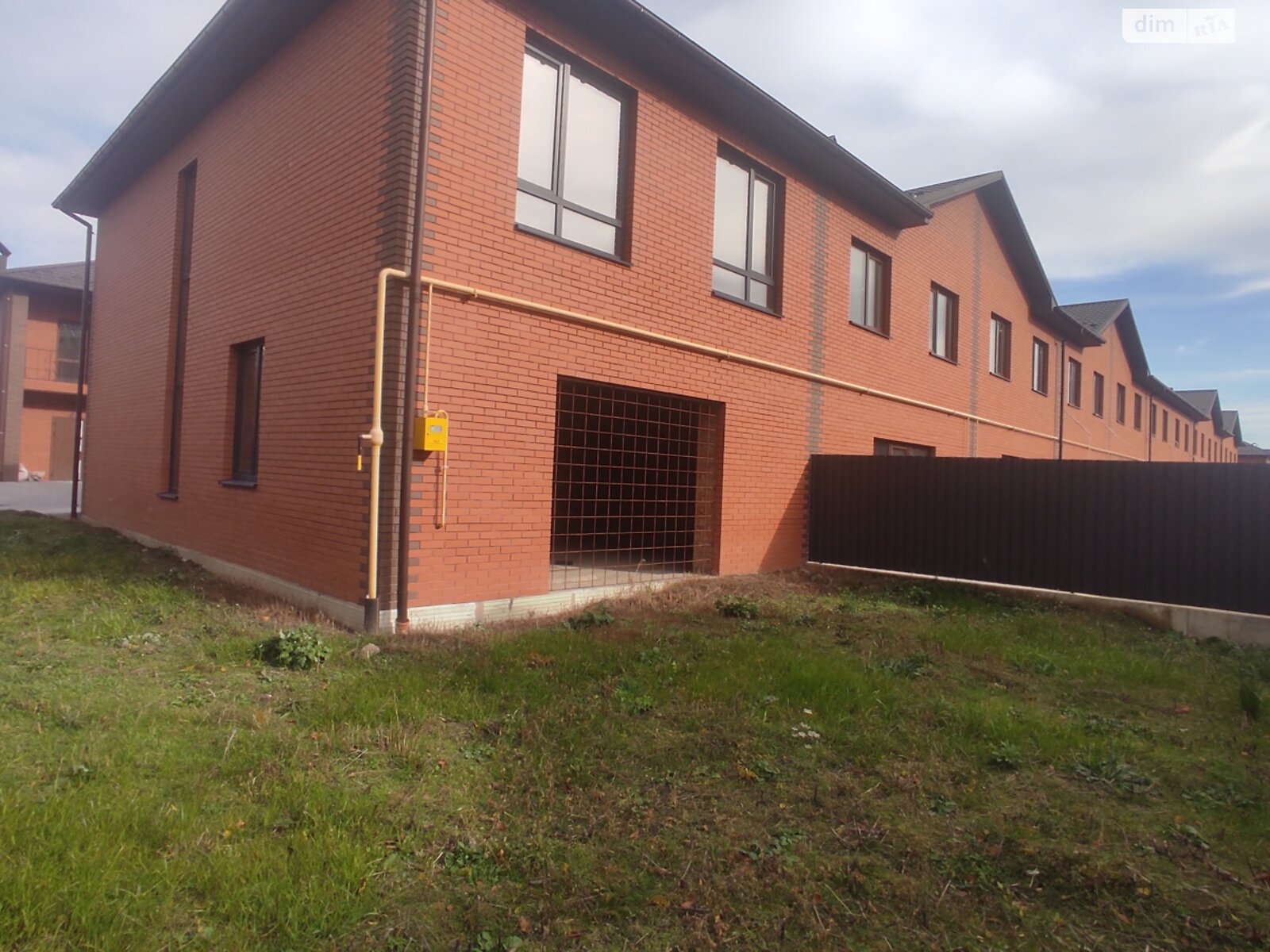 двоповерховий таунхаус, 135 кв. м, кирпич. Продаж у Зарванцях фото 1