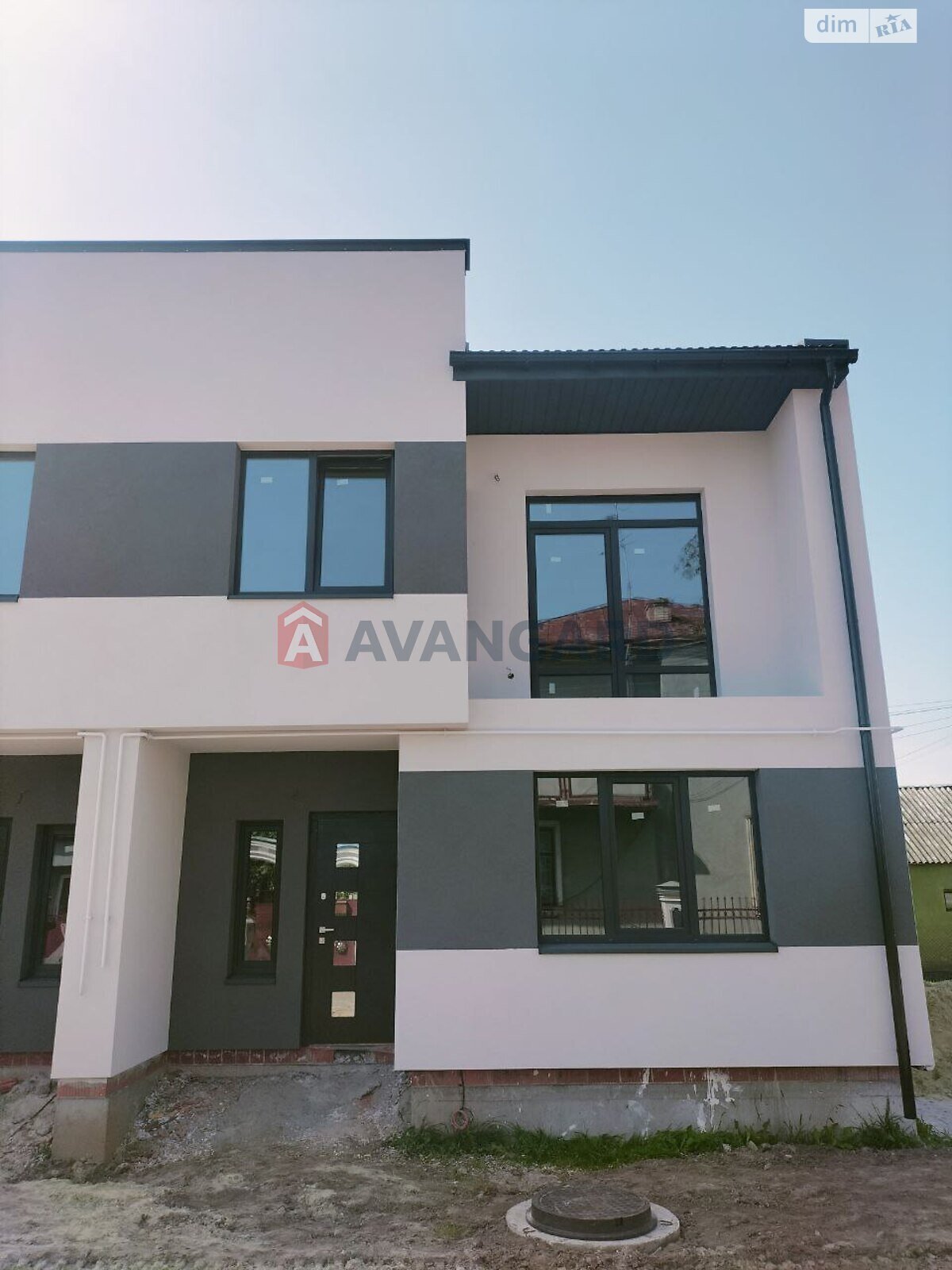 двухэтажный таунхаус, 125 кв. м, кирпич. Продажа в Зимней Воде фото 1