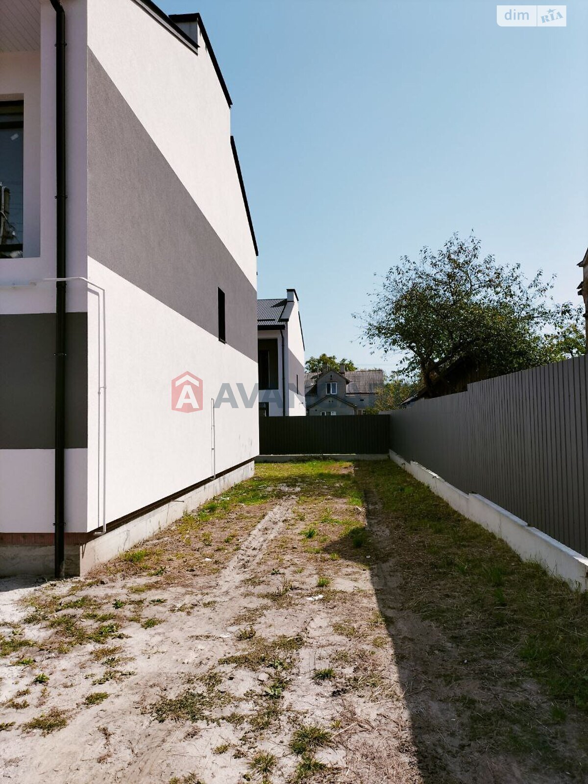 двухэтажный таунхаус, 125 кв. м, кирпич. Продажа в Зимней Воде фото 1