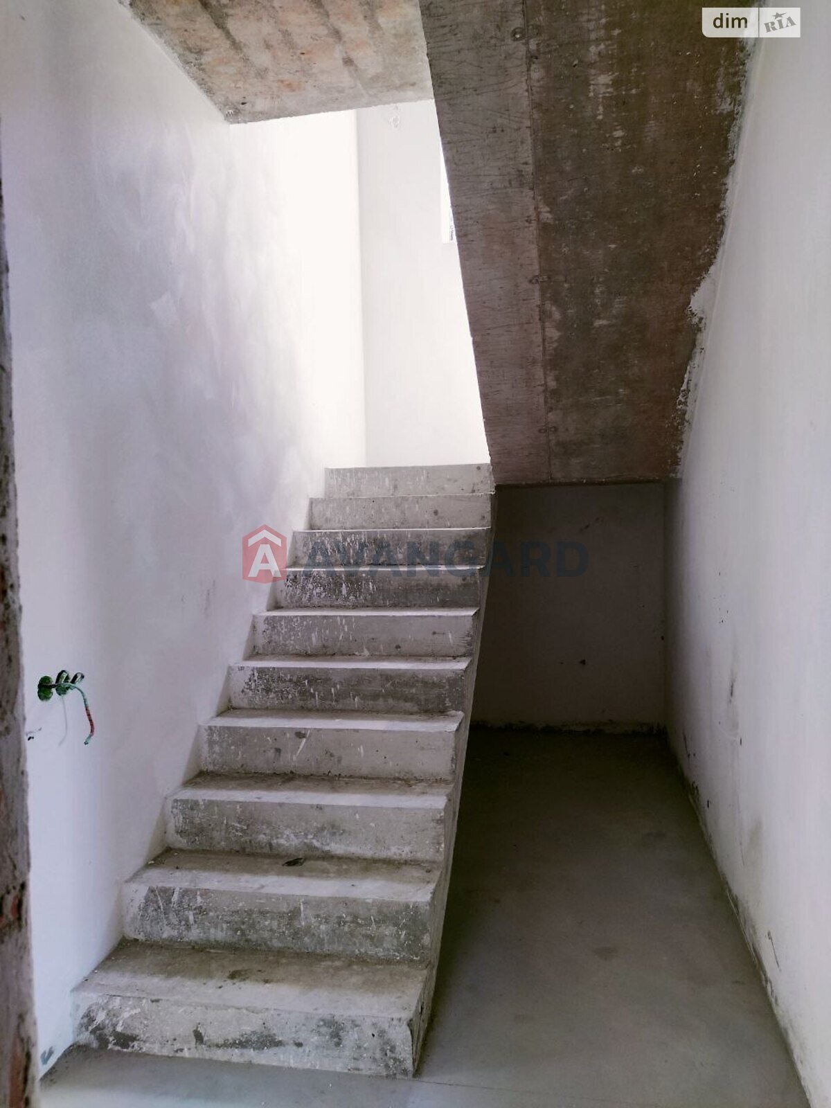 двухэтажный таунхаус, 125 кв. м, кирпич. Продажа в Зимней Воде фото 1