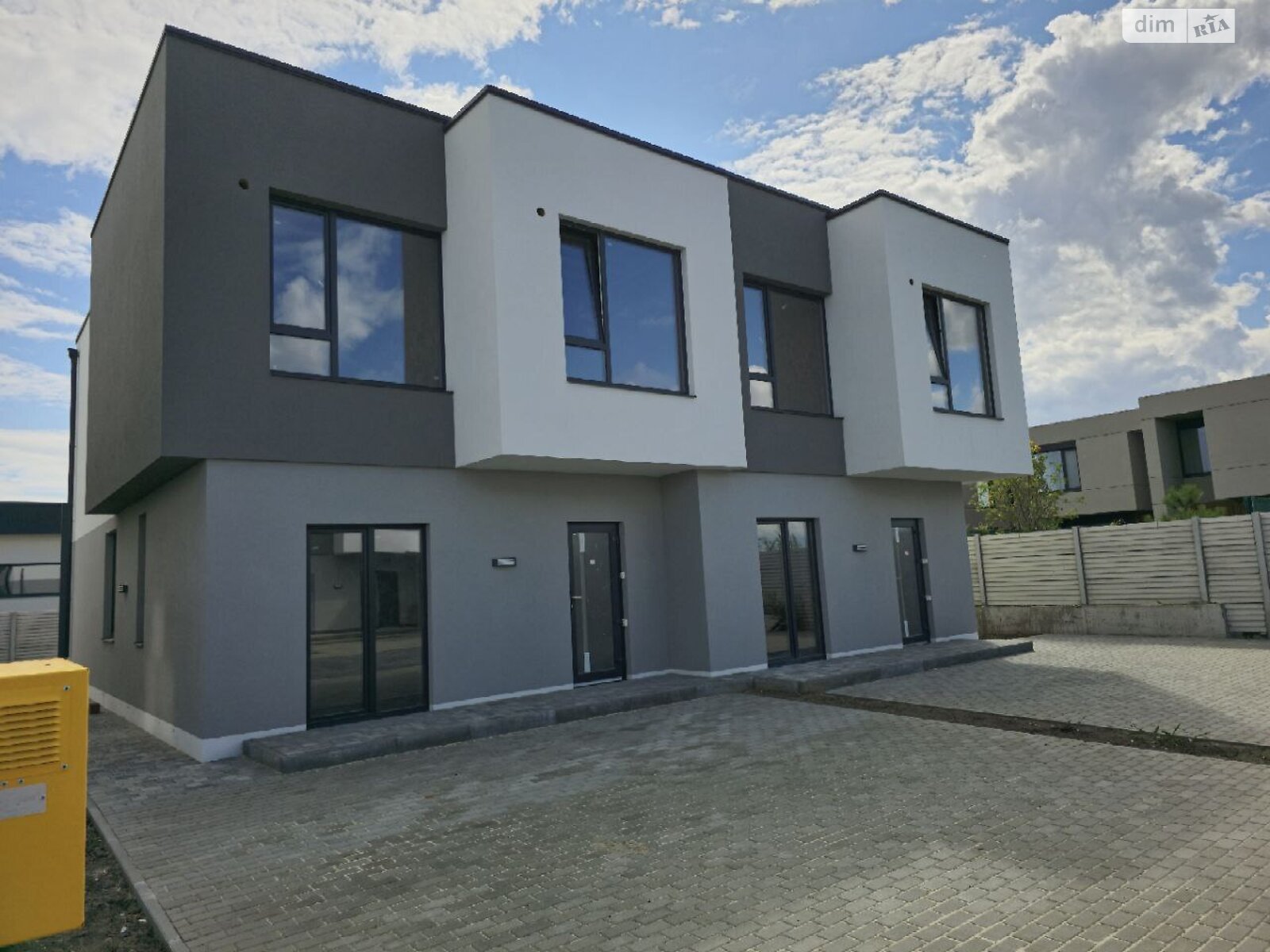 двоповерховий таунхаус, 128.1 кв. м, цегла. Продаж у Слобожанському фото 1 двоповерховий таунхаус, 128.1 кв. м, цегла. Продаж у Слобожанському фото 1