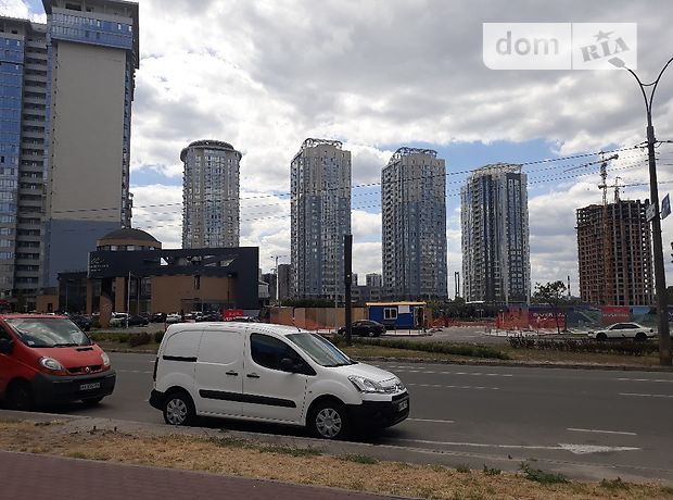 Торговая площадь в Киеве, продажа по Днепровская наб 14, район Дарницкий, цена: 217 500 долларов за объект фото 1 Торговая площадь в Киеве, продажа по Днепровская наб 14, район Дарницкий, цена: 217 500 долларов за объект фото 1