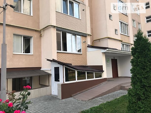 Торгова площа в Луцьку, продаж по Відродження проспект 50, район 33 мікрорайон, ціна: договірна за об’єкт фото 1 Торгова площа в Луцьку, продаж по Відродження проспект 50, район 33 мікрорайон, ціна: договірна за об’єкт фото 1
