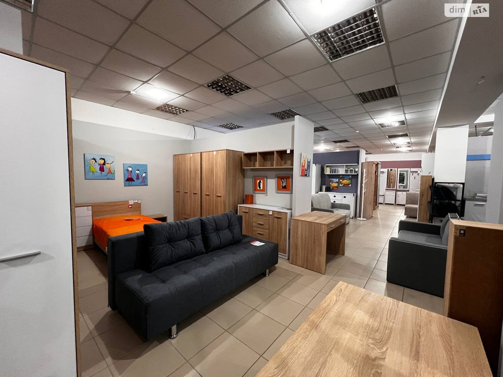 Спеціальне приміщення в Черкасах, продаж по Якубовського вулиця, район ПЗР, ціна: 700 000 доларів за об’єкт фото 1 Спеціальне приміщення в Черкасах, продаж по Якубовського вулиця, район ПЗР, ціна: 700 000 доларів за об’єкт фото 1