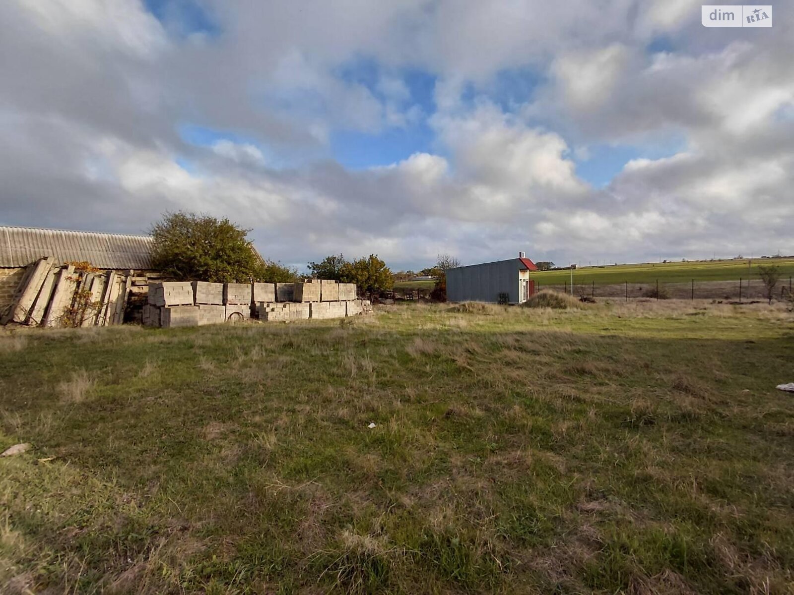 Земельный участок под жилую застройку в Александровке, площадь 10 соток фото 1 Земельный участок под жилую застройку в Александровке, площадь 10 соток фото 1