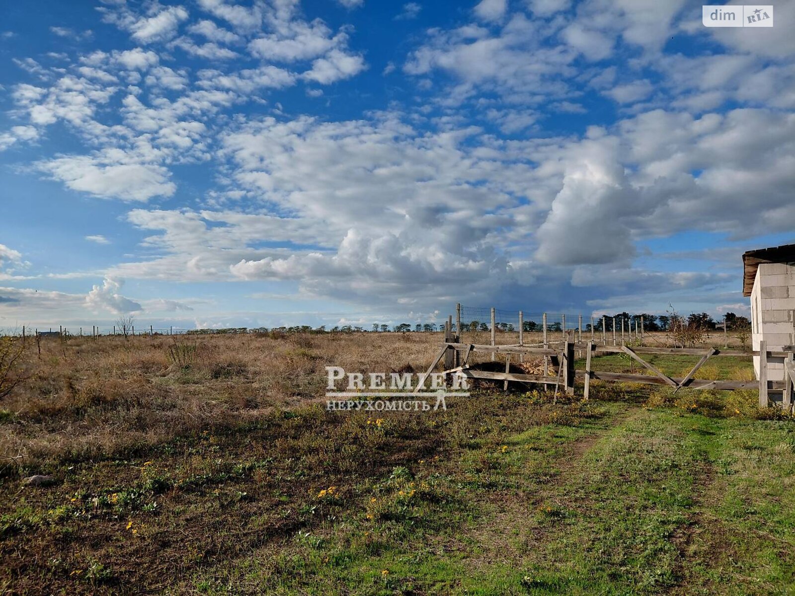 Земельна ділянка під житлову забудову в Олександрівці, площа 10 соток фото 1 Земельна ділянка під житлову забудову в Олександрівці, площа 10 соток фото 1