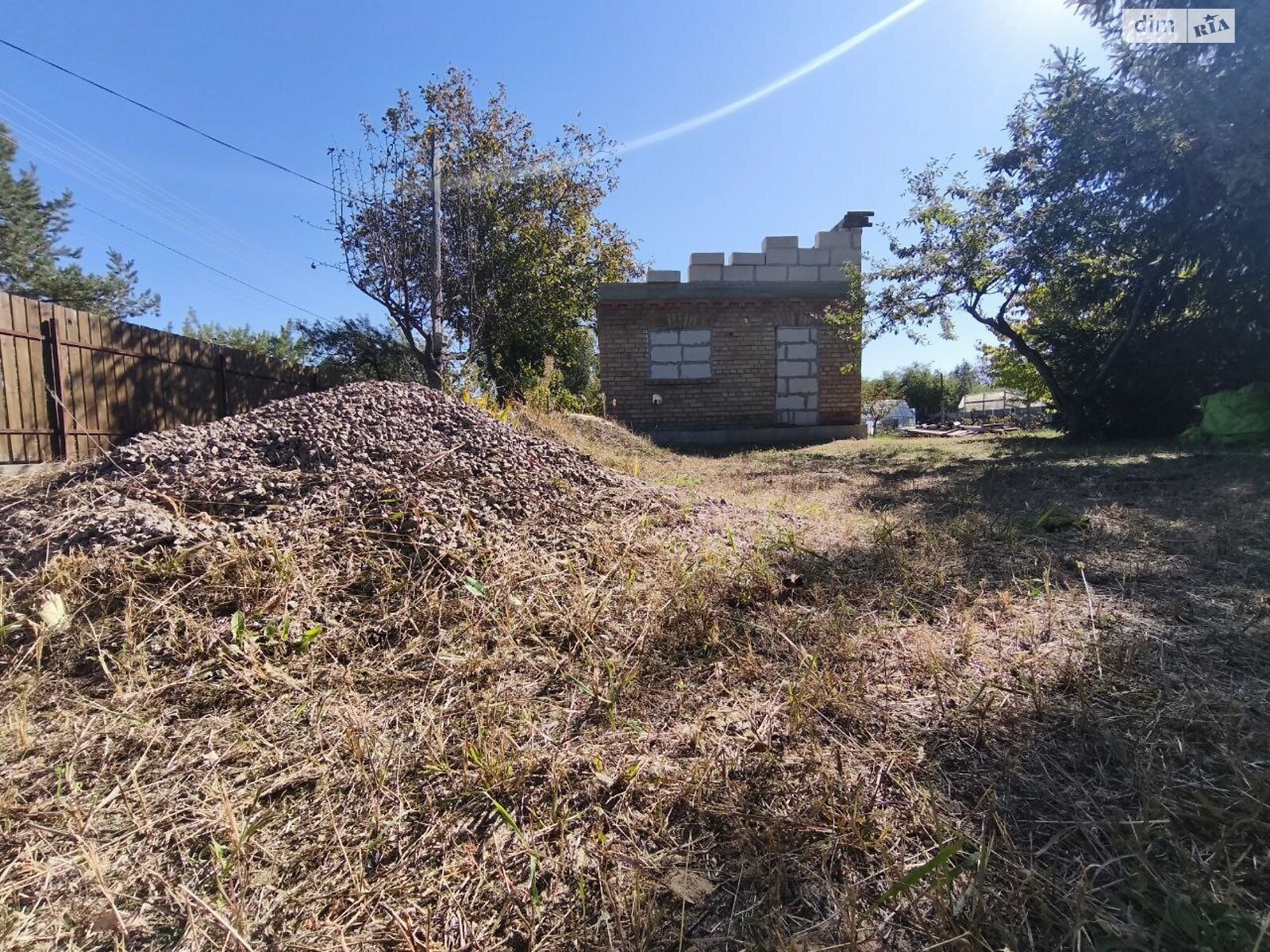 Земельна ділянка під житлову забудову в Андріївці, площа 6 соток фото 1 Земельна ділянка під житлову забудову в Андріївці, площа 6 соток фото 1