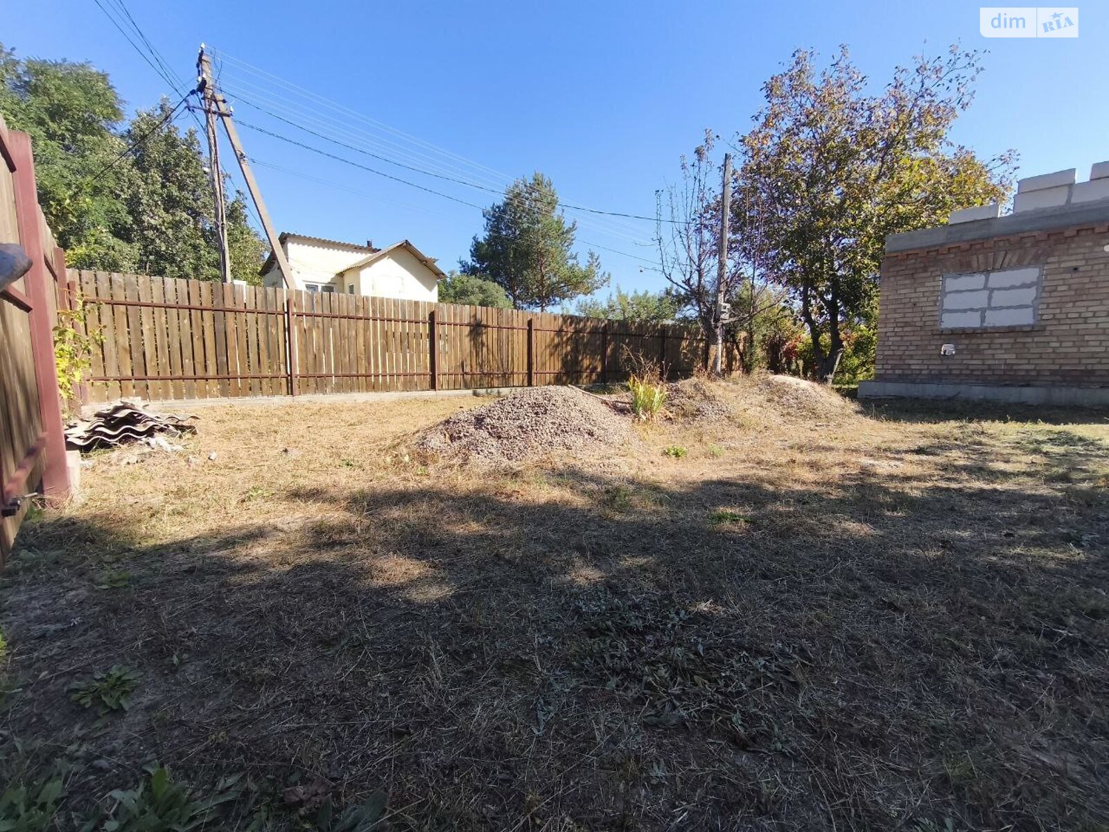 Земельна ділянка під житлову забудову в Андріївці, площа 6 соток фото 1 Земельна ділянка під житлову забудову в Андріївці, площа 6 соток фото 1