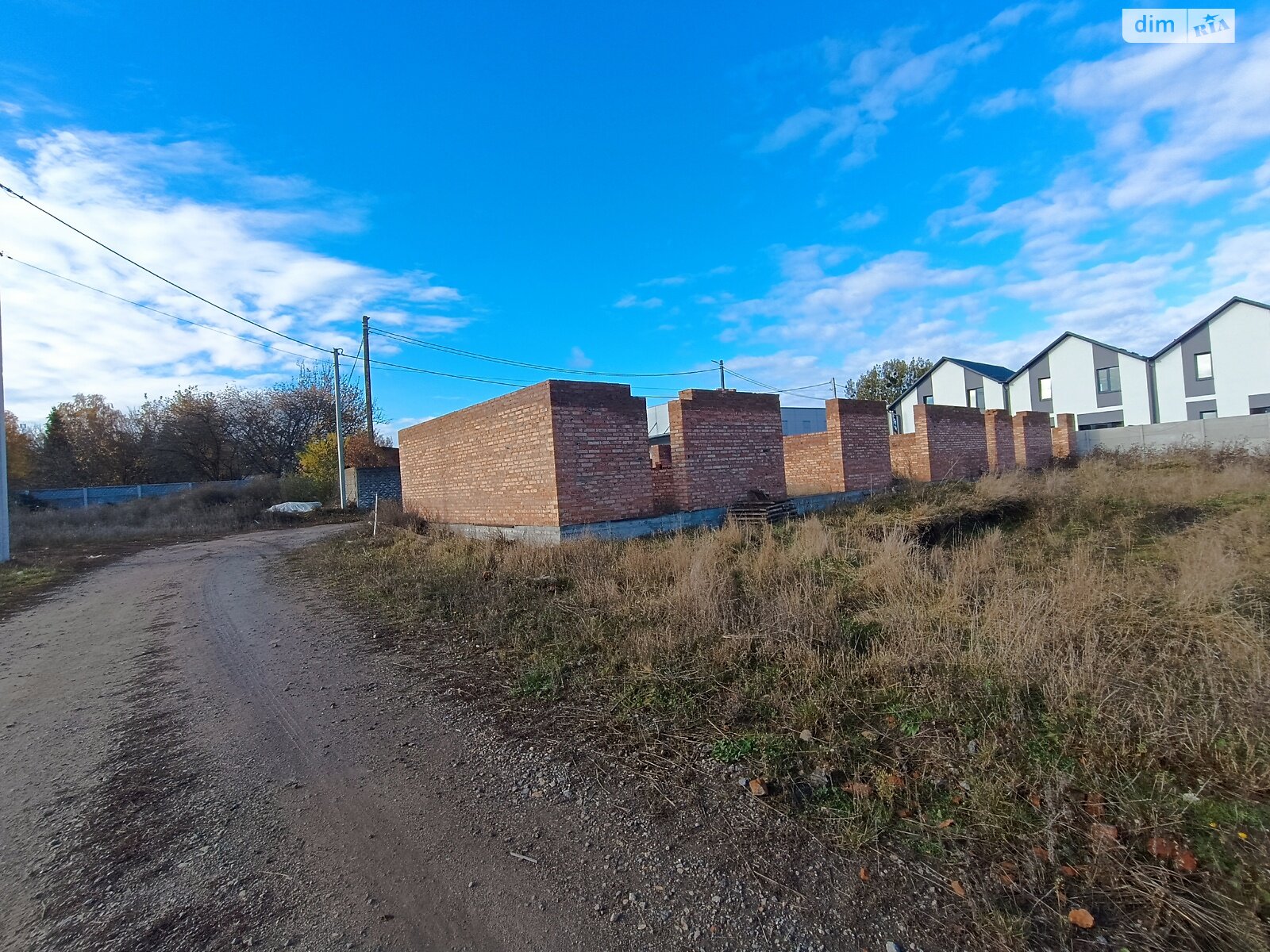 Земельный участок под жилую застройку в Березиной, площадь 5 соток фото 1 Земельный участок под жилую застройку в Березиной, площадь 5 соток фото 1