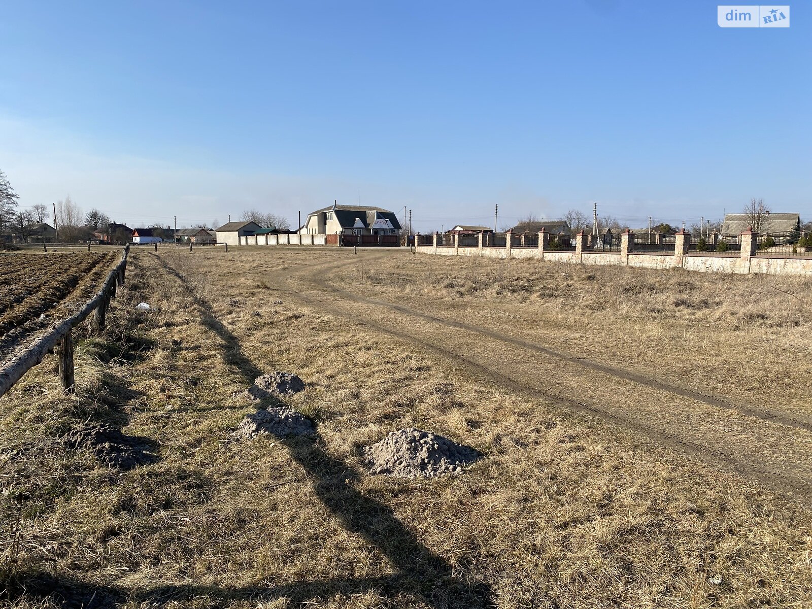 Земля під житлову забудову в Березному, район Березне, площа 12 соток фото 1 Земля під житлову забудову в Березному, район Березне, площа 12 соток фото 1