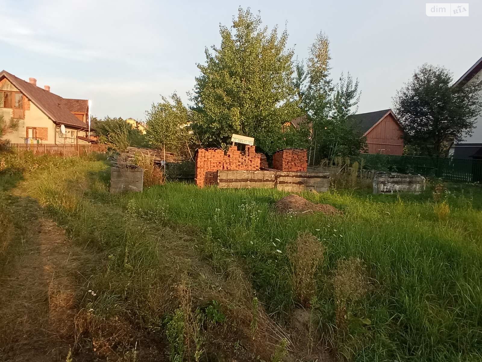 Земельный участок под жилую застройку в Богородчанах, площадь 12 соток фото 1 Земельный участок под жилую застройку в Богородчанах, площадь 12 соток фото 1