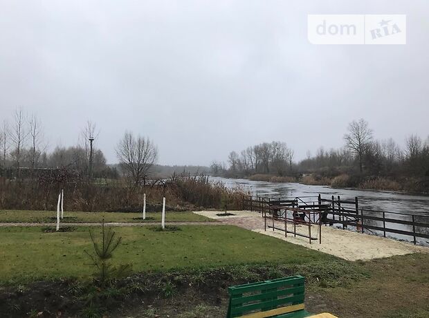 Земля под жилую застройку в селе Вишенки, площадь 15 соток фото 1 Земля под жилую застройку в селе Вишенки, площадь 15 соток фото 1
