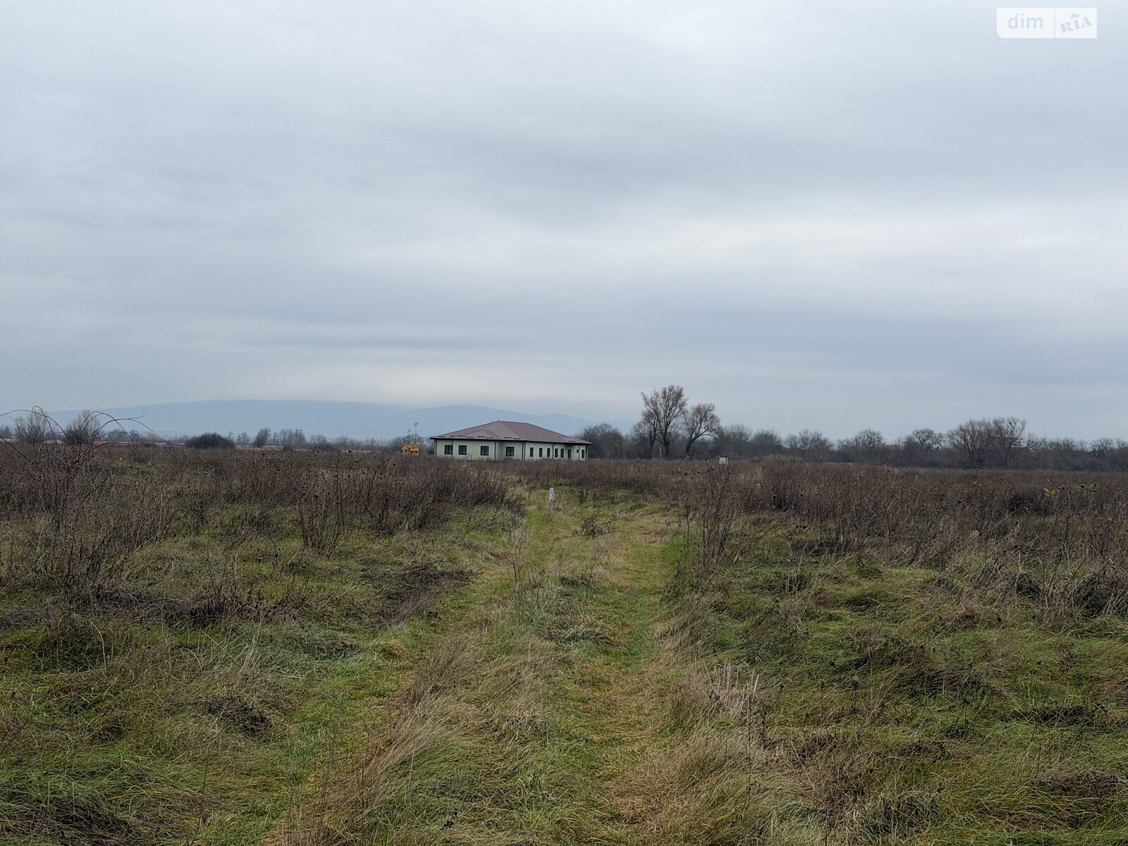 Земельный участок под жилую застройку в Ботфалве, площадь 8 соток фото 1 Земельный участок под жилую застройку в Ботфалве, площадь 8 соток фото 1