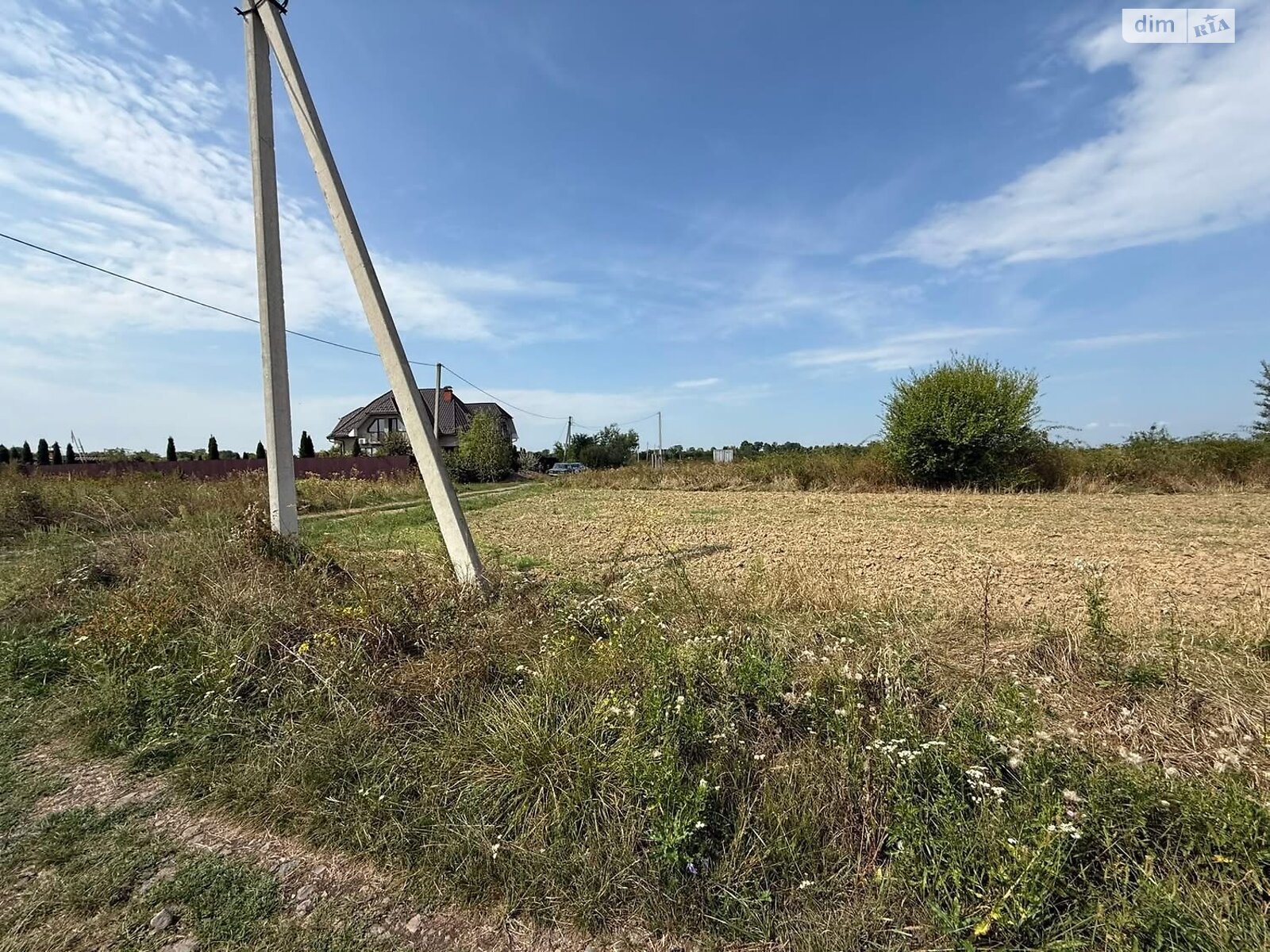 Земельный участок под жилую застройку в Часловцах, площадь 25 соток фото 1