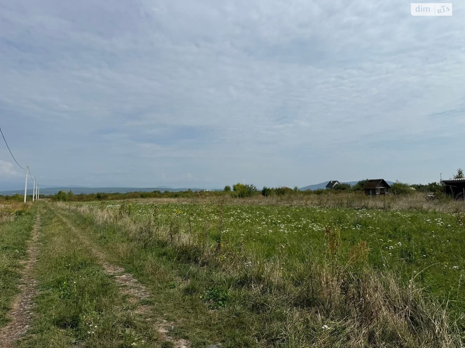 Земельный участок под жилую застройку в Часловцах, площадь 25 соток фото 1