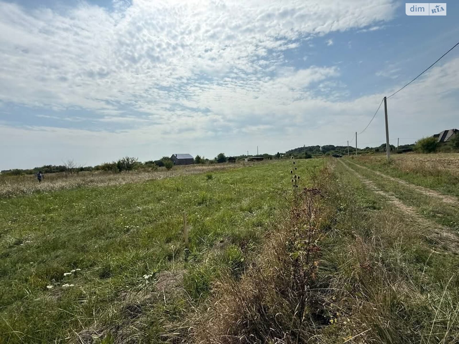 Земельный участок под жилую застройку в Часловцах, площадь 25 соток фото 1 Земельный участок под жилую застройку в Часловцах, площадь 25 соток фото 1