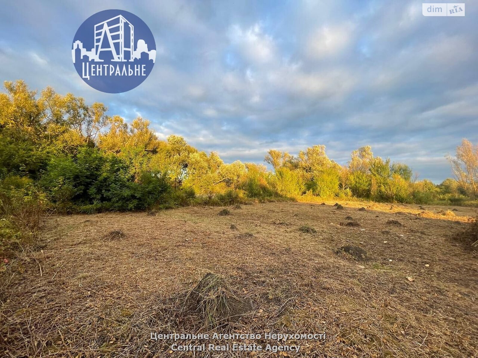 Земля під житлову забудову в Чернівцях, район Садгора, площа 10 соток фото 1 Земля під житлову забудову в Чернівцях, район Садгора, площа 10 соток фото 1