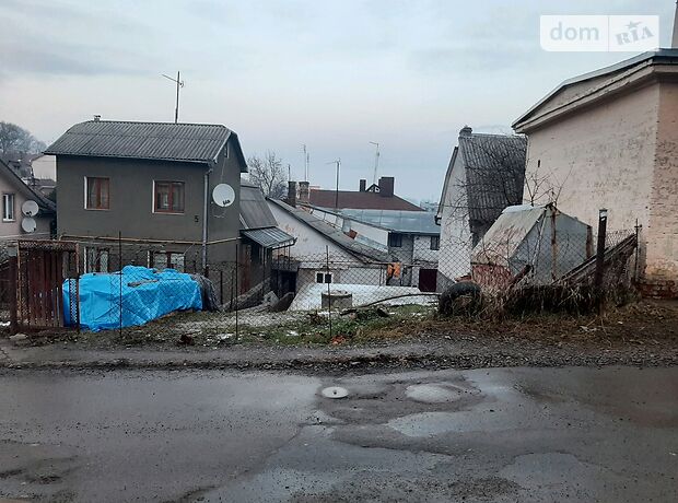 Земля под жилую застройку в Черновцах, район Центр, площадь 2 сотки фото 1 Земля под жилую застройку в Черновцах, район Центр, площадь 2 сотки фото 1