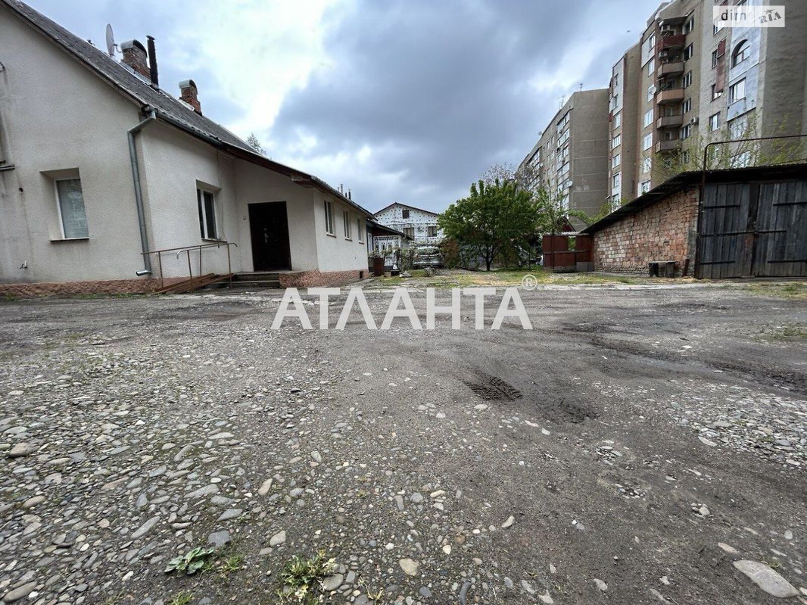 Земельный участок под жилую застройку в Черновцах, площадь 6.34 сотки фото 1