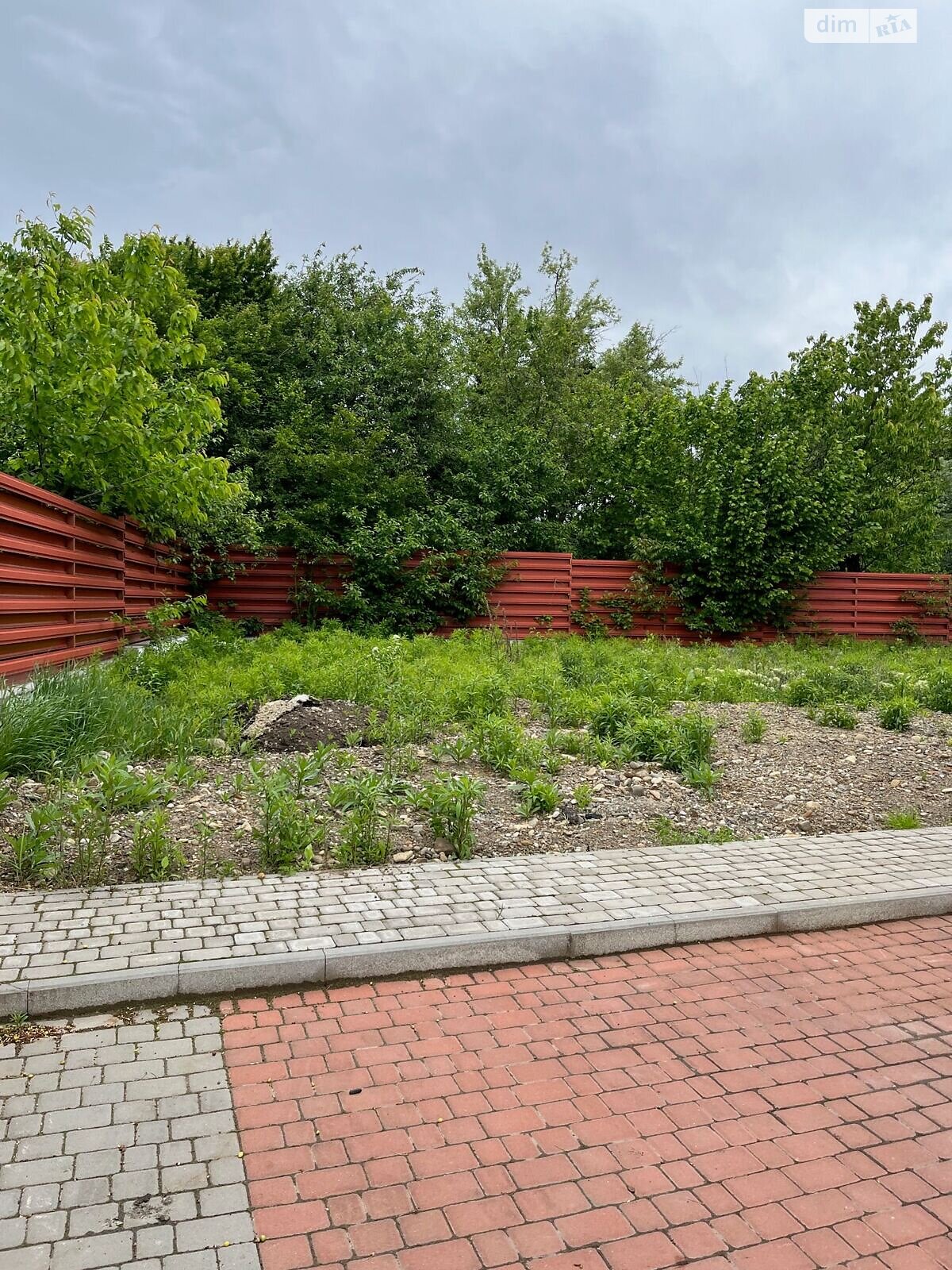 Земельна ділянка під житлову забудову в Чернівцях, площа 0.02 Га фото 1 Земельна ділянка під житлову забудову в Чернівцях, площа 0.02 Га фото 1