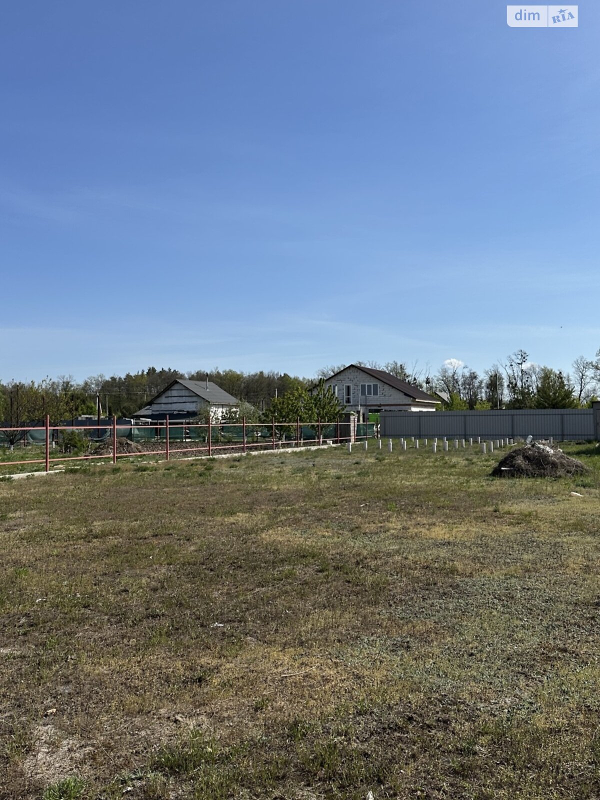 Земельна ділянка під житлову забудову в Дмитрівці, площа 10 соток фото 1 Земельна ділянка під житлову забудову в Дмитрівці, площа 10 соток фото 1